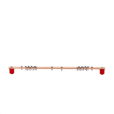 Barra Distribución Tierra Rack 19 in / Cobre 100% / 550A / Aisladores Rojos / 0.64 cm (0.25 in) / J-STD-607-A | LP-BUS-RACK